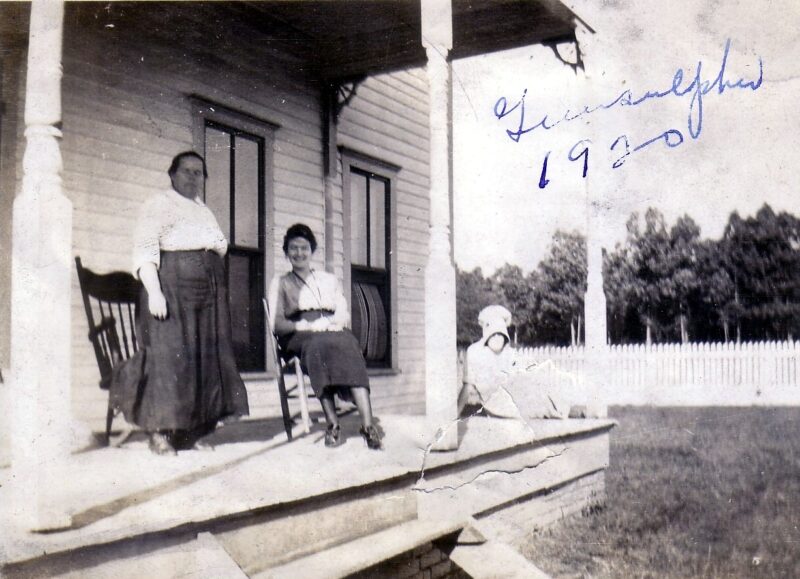 Cindy, Emma, & Lula; Gum Sulphur House, 1920